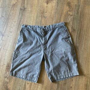 Patagonia Men's Organic Cotton Charcoal Gray Flat Front Shorts size 36